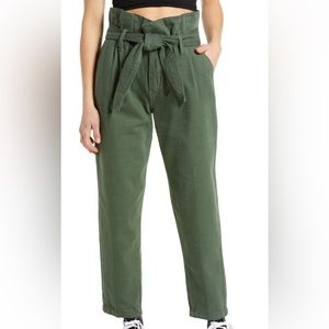 BLANKNYC PAPER-BAG Waist Tapered Pants - new with tag